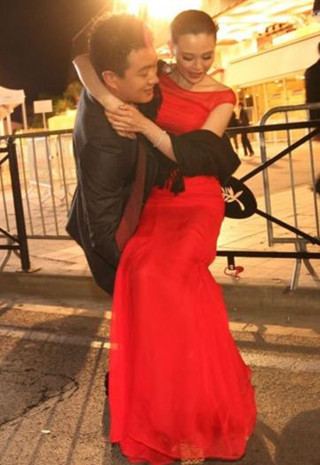 黄磊孙莉结婚11年秀恩爱 赵薇黄晓明邓超大学