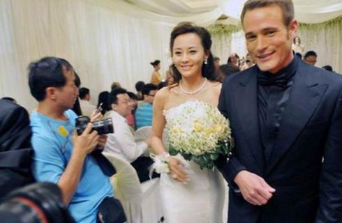 苏永康周立波姚晨 头婚偷偷摸摸再婚大操大办的10大明星