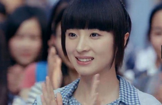 "旋风少女"胡冰卿 揭其出道历程(组图)