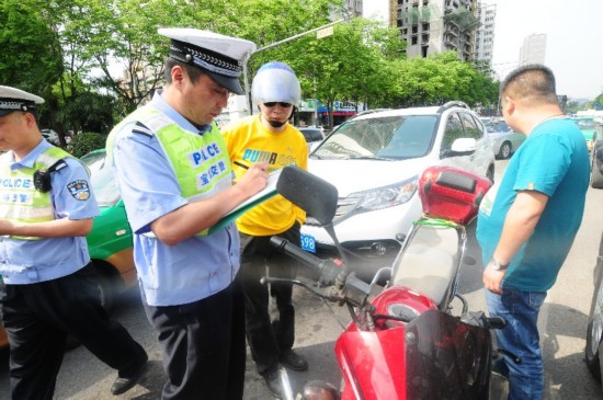 宝鸡民警聂宝利:既然干,就干好,要对得起头顶的