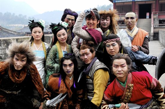 赵薇谢娜陆毅林心如胡歌成龙 明星片场囧照曝