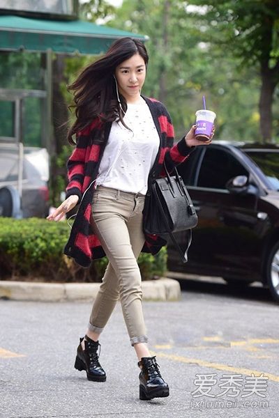 少女时代最新街拍 8枚爱豆换秋装