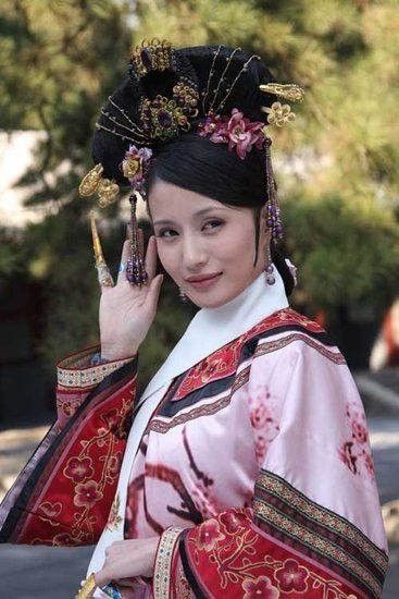 清宫妃子真实照惊呆网友 对比甄嬛传中绝色女