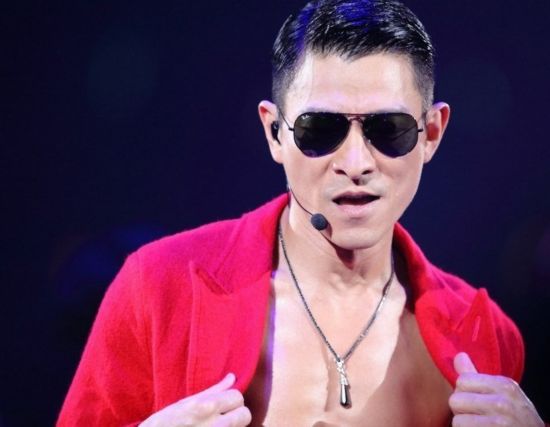 刘德华自曝曾被反黑组约谈 打架逃学无恶不做