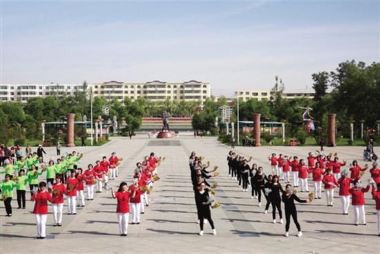 海东互助威远镇南街社区文化艺术节拉开帷幕