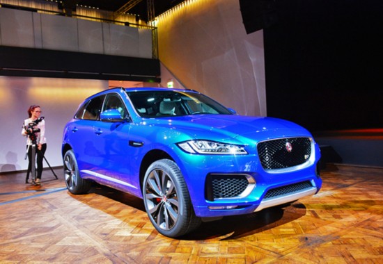 ط˸ ݱSUV F-PACEȫ