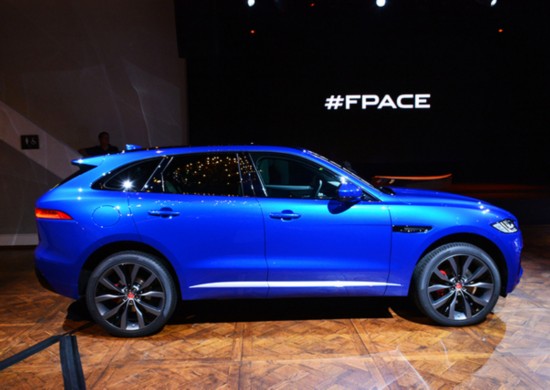 ط˸ ݱSUV F-PACEȫ