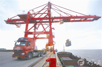 1-8月大丰港集装箱吞吐量同比增长121.88%