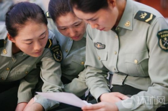 退役女兵遭疯抢:个个高颜值 平均身高1.74米