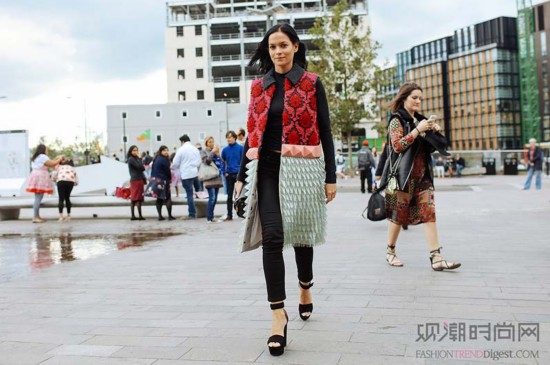 2016春夏伦敦时装周街拍- Micro Reading