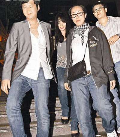 佘诗曼醉倒街头被揩油 明星喝多窘态百出(组图