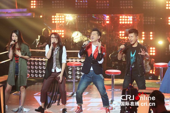 中国好声音第四季汪峰队PK庾澄庆队:哈林赋予