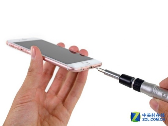 内藏黑科技 苹果iPhone 6s拆解图赏