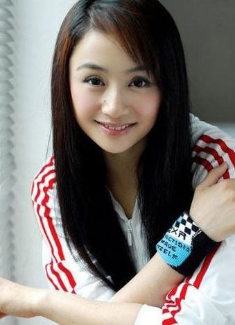 王菲44赵薇38曹颖39谢娜32 揭女星真实年龄