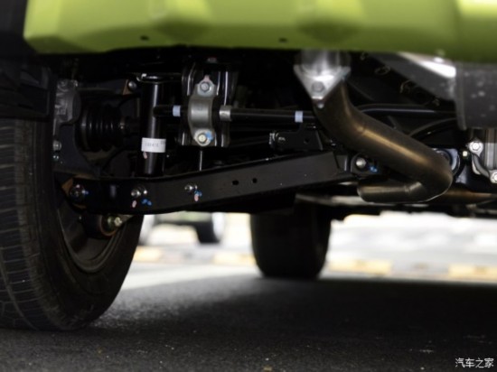 ˹��³ ˹��³XV 2015�� 2.0i ��װ�˶���