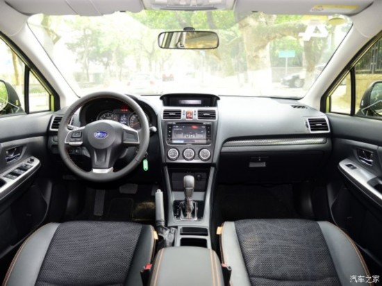 ˹��³ ˹��³XV 2015�� 2.0i ��װ�˶���