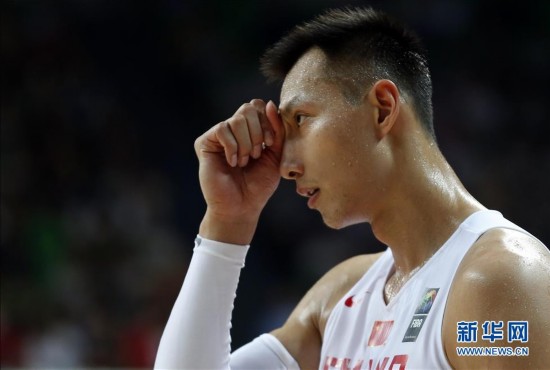(组图)男篮亚锦赛:中国vs卡塔尔89比65 豪取六