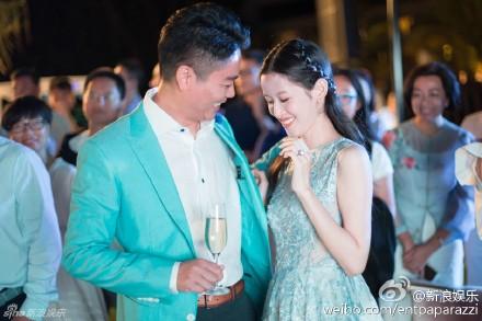 刘强东澳洲大婚疑章泽天怀孕 婚前已和奶茶妹