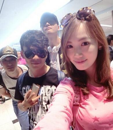 王宝强假期看剧本娇妻夸赞 揭王宝强与娇妻马