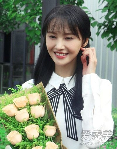 《微微一笑很倾城》郑爽脸僵?空气刘海甜美助