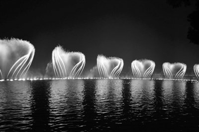 10月8日起西湖音乐喷泉闭关修炼