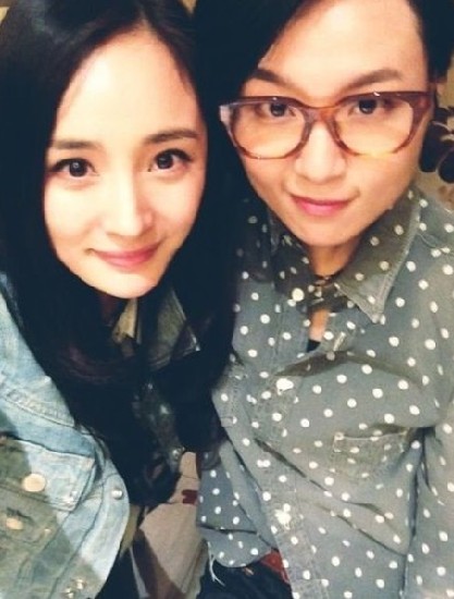 娱乐圈铁关系:郑恺陪陈赫割阑尾杨幂力挺唐嫣