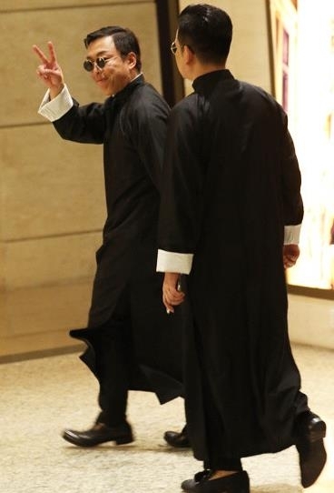 黄晓明baby大婚:伴郎团霸气伴娘团美艳 宾客名