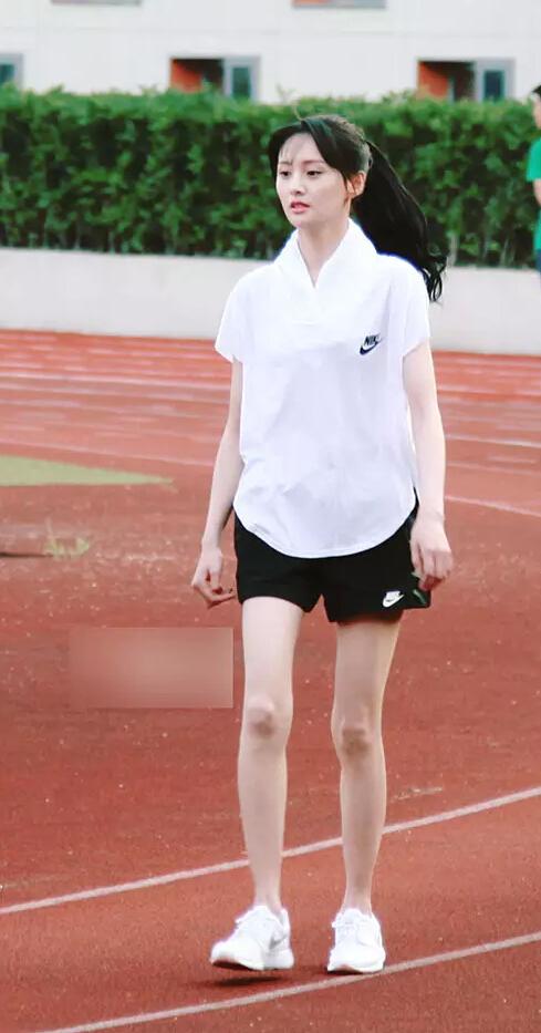 《微微一笑很倾城》郑爽减肥太狠疑患厌食症