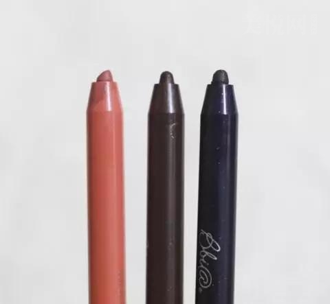 这样化眼妆 不容易花- Micro Reading