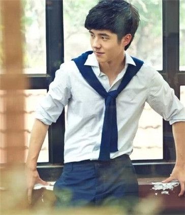 刘昊然庆生 欧阳娜娜微博传情 刘浩然显赫家世