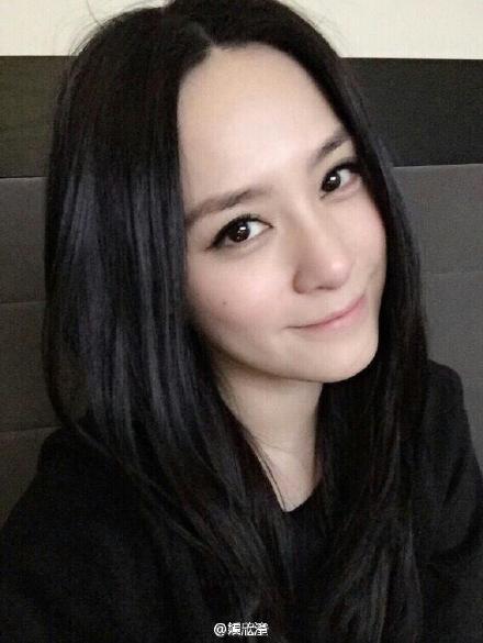 唐嫣自拍显呆萌再现傻白甜 明星自拍哪家强阿