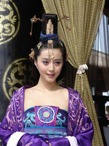  金星再评范冰冰 :她无疑属于狐狸精 细数狐狸精