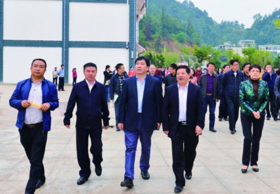 点击图片查看详情 贵州省盘县各乡镇人口_直击 贵州省特大镇,哪些大镇可能撤镇改市