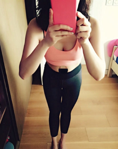 李念深夜晒浴室自拍 产后7月狂瘦56斤(图)