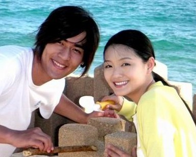 阿Sa陈伟霆分手 盘点姐弟恋黯然分手明星(图)