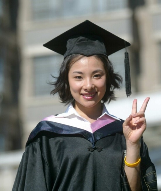 张艺谋破格上大学 看体坛大腕高学历