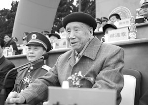 原标题:揭十位百岁开国将军长寿之谜:吕正操活到106 陈锐霆