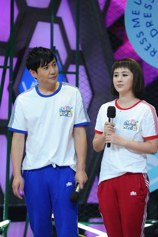 快乐大本营最新一期:陈晓谈恋情杜淳闪了腰 沈