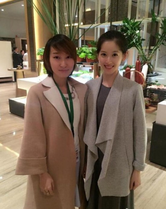 奶茶妹妹婚纱照_奶茶妹妹(2)