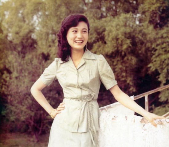 林芳兵爱子曝光手插口袋长相出众 揭林芳兵儿子个人资料