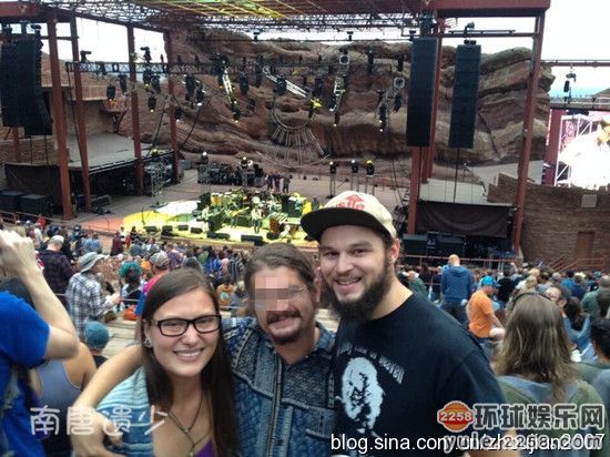 周华健混血女儿近照曝光 长相不随爹