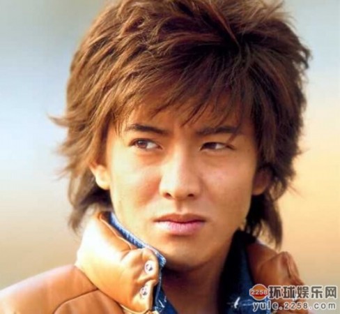 黄晓明Angelababy几乎一样高 明星真实身高揭