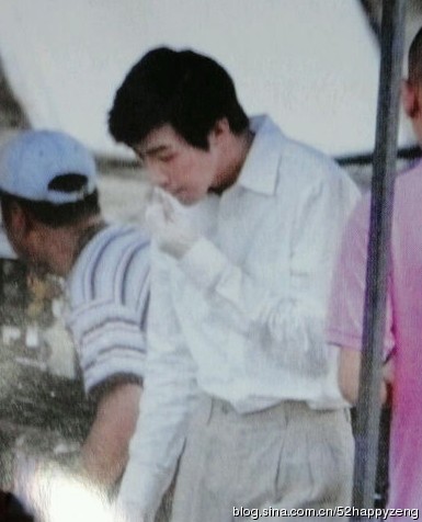 意外惨毁容的明星:俞灏明烧伤胡歌车祸 毁容前