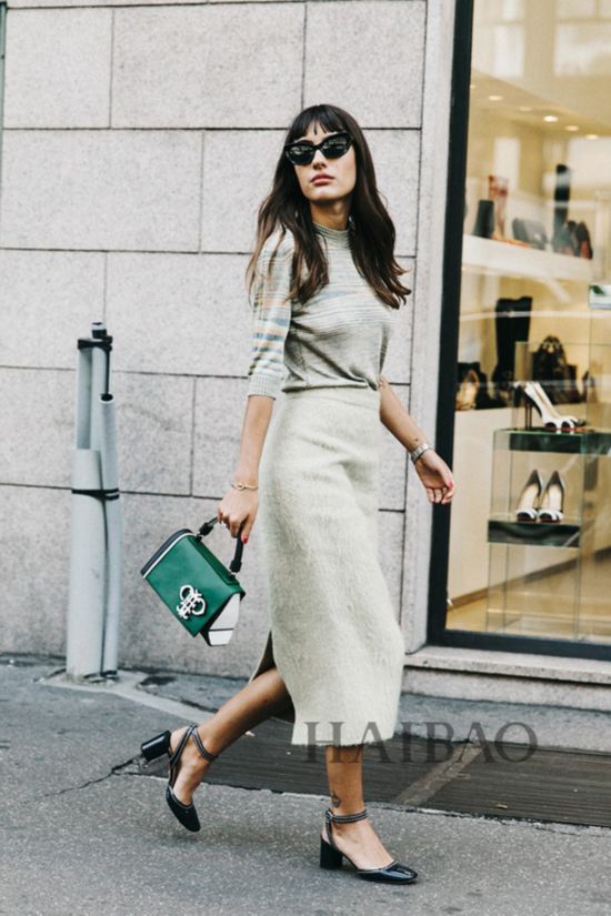 Ī˹��ʱ�в����������ġ���˹�ƶ��� (Patricia Manfield)