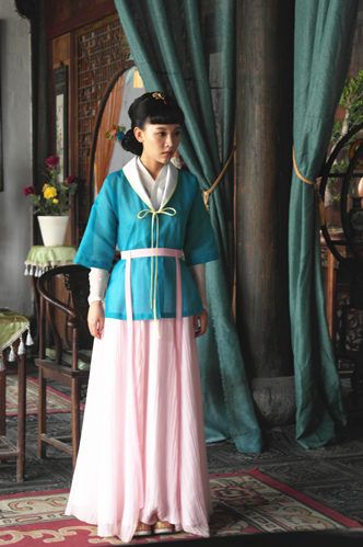 《新济公活佛》收视火爆 孙骁骁本色演模范妻