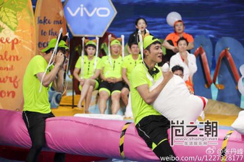 张丹峰快乐大本营获封游戏王张丹峰洪欣姐弟恋