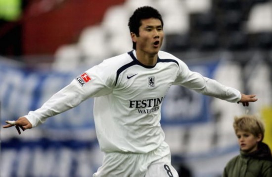 邵佳一宣布退役 国安宿将星耀德甲(图)