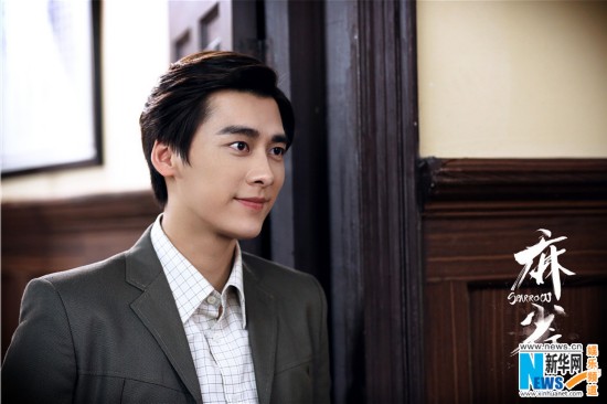 《麻雀》曝花絮 李易峰高冷、逗比秒转换