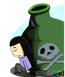 女子被骂肥婆喝药自杀 丈夫身有残疾全靠她养