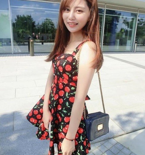 奶茶妹妹被秒成渣 北大人大复旦校花颜值排行